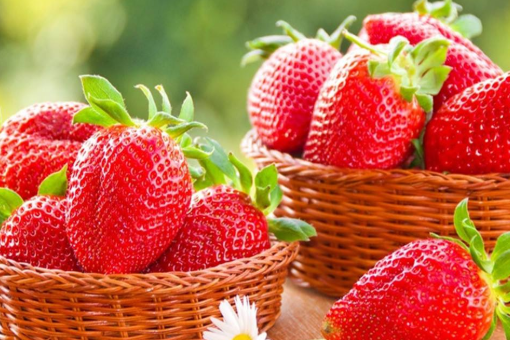 strawberry的复数形式是什么？